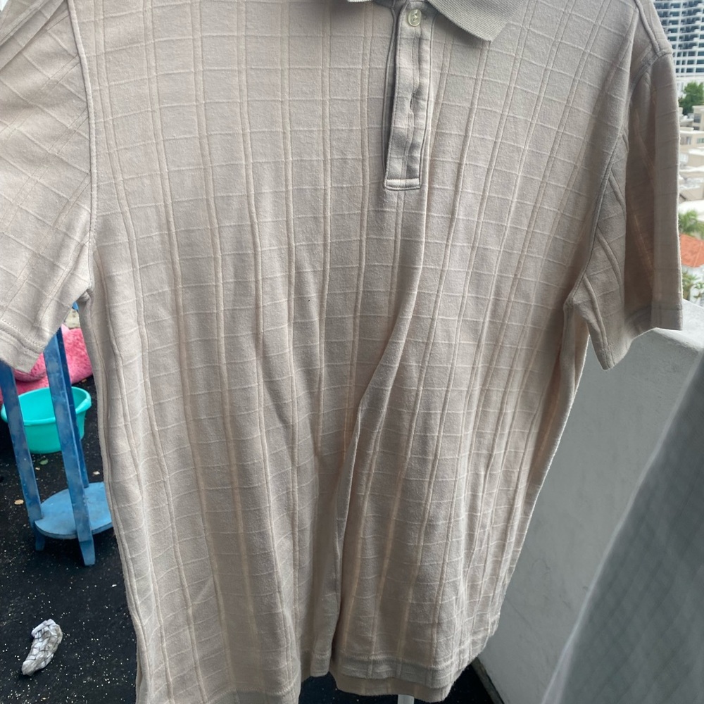 Assorted Button-Up Shirts - Picture 10 of 14